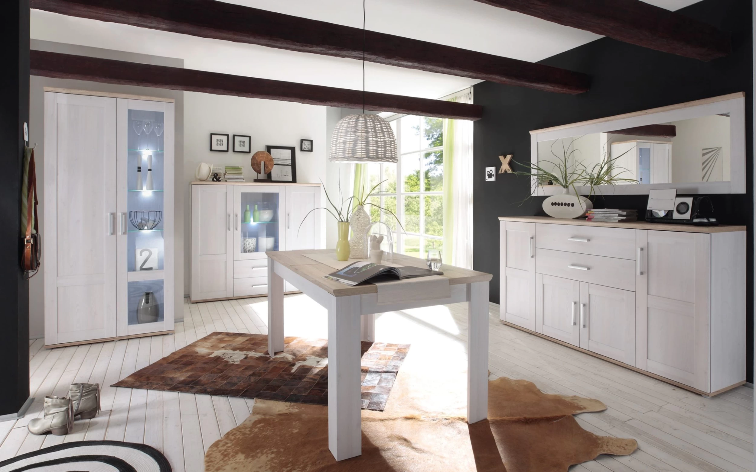 Vitrine Romance, Sibiu-Lärche / San-Remo-Nachbildung 2 Vitrine Romance, Sibiu-Lärche / San-Remo-Nachbildung – Bild 2